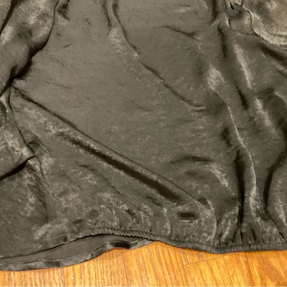 MENDOCINO BLACK SATIN TOP - Picture 2 of 15